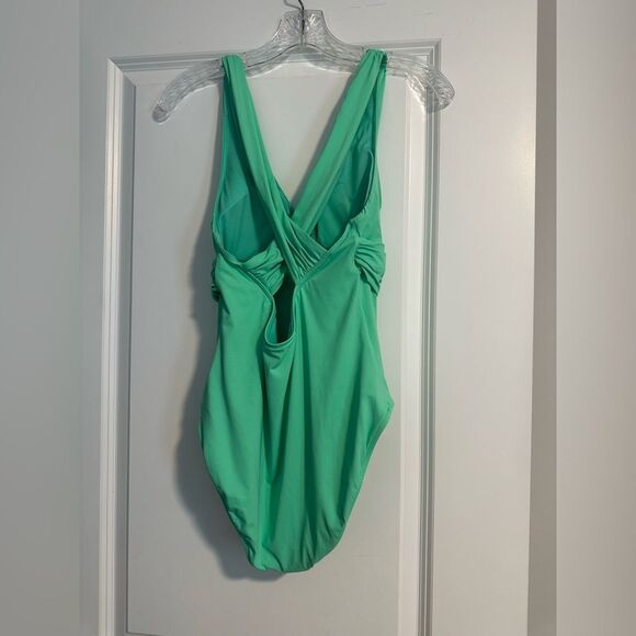 Seafolly Cross Back One Piece - Picture 3 of 7